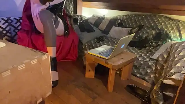 alexheels boots online show from October 30, 4:58 am