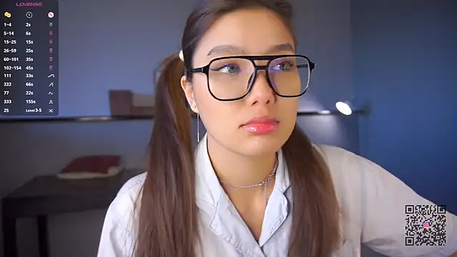 EmmaFisherf online show from September 12, 3:06 am