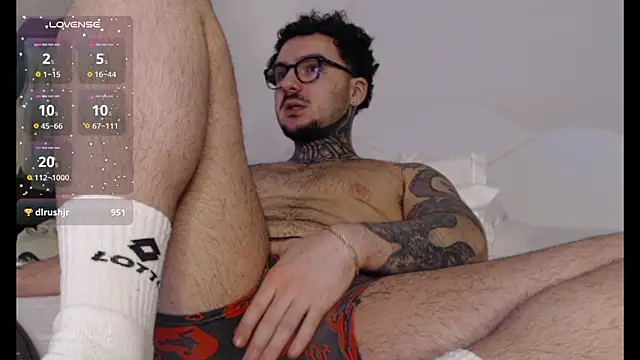 TattedCurls online show from February 15, 6:02 am