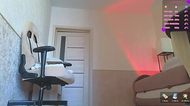 Snapshot of Katy_perry_ chatting on February 25, 2:10 am Katy perry online show from February 25, 2:10 am