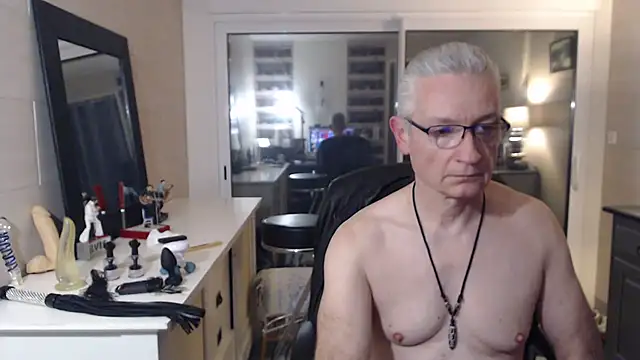 Snapshot of Goduleur69 chatting on January 11, 12:44 am Goduleur69 online show from January 11, 12:44 am