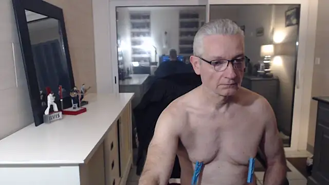 Snapshot of Goduleur69 chatting on January 16, 8:46 pm Goduleur69 online show from January 16, 8:46 pm