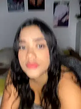 Snapshot of ElaEndez_ chatting on November 23, 10:31 pm ElaEndez online show from November 23, 10:31 pm