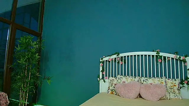 AlicePirs online show from February 17, 5:15 am