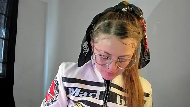 tekila   online show from February 1, 4:33 pm