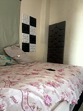 Indiazinhax online show from January 18, 3:16 pm