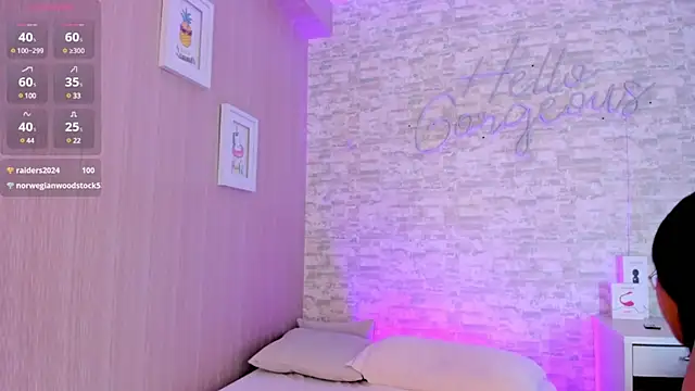 ellamontoya online show from March 5, 7:38 am