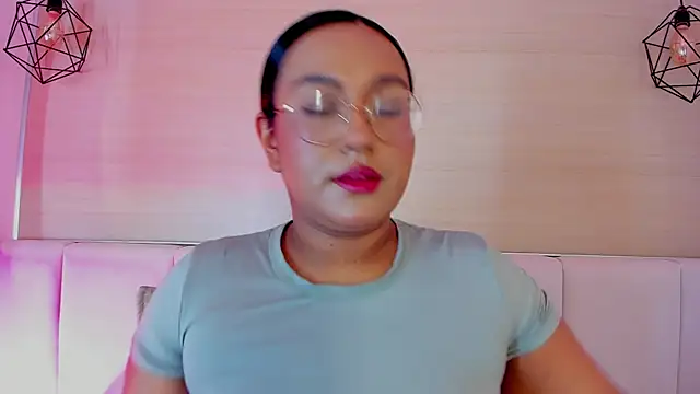 ellamontoya online show from January 14, 12:33 pm