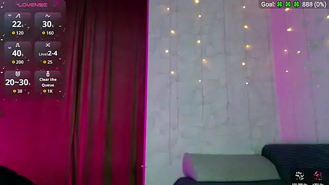 Snapshot of SuchAngel_ chatting on February 18, 3:46 am SuchAngel online show from February 18, 3:46 am