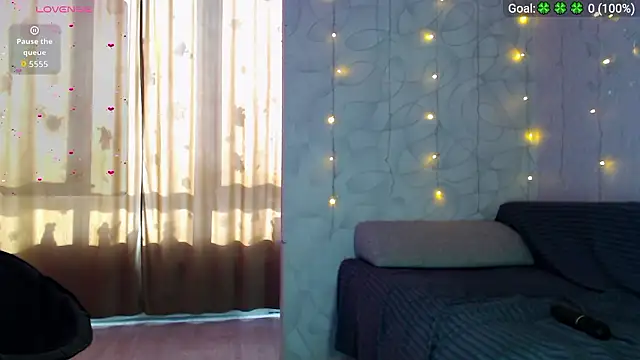 Snapshot of SuchAngel_ chatting on March 2, 5:08 am SuchAngel online show from March 2, 5:08 am