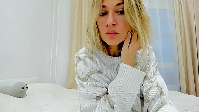 Mona Cruz online show from November 14, 4:44 am