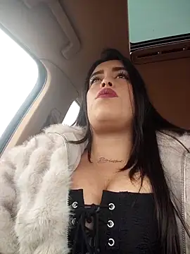 Snapshot of Freyja300 chatting on February 4, 9:37 am Freyja300 online show from February 4, 9:37 am