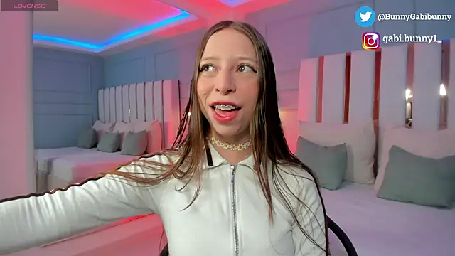 gabi bunny online show from February 12, 3:29 pm