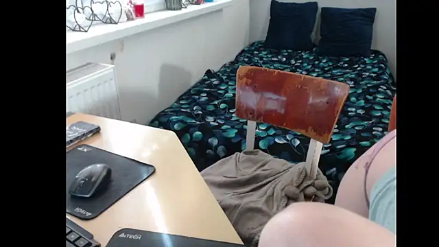 Sweetboobs online show from March 4, 7:51 am