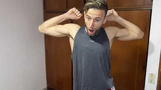 Snapshot of aquilesmade chatting on December 28, 3:37 pm aquilesmade online show from December 28, 3:37 pm