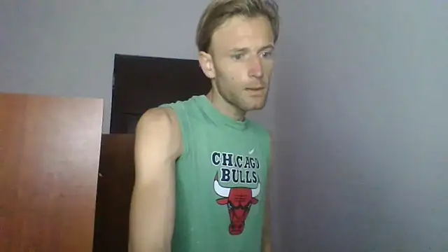 Snapshot of aquilesmade chatting on October 31, 1:01 pm aquilesmade online show from October 31, 1:01 pm