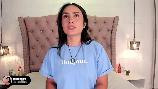 lia sofiia online show from April 13, 8:53 am