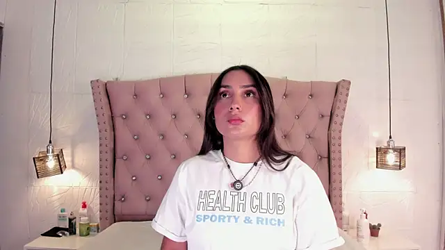 Snapshot of lia_sofiia chatting on May 25, 9:26 am lia sofiia online show from May 25, 9:26 am