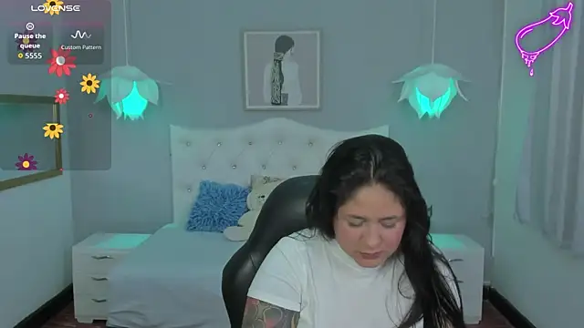 Lisa7 7 online show from November 15, 2:02 pm