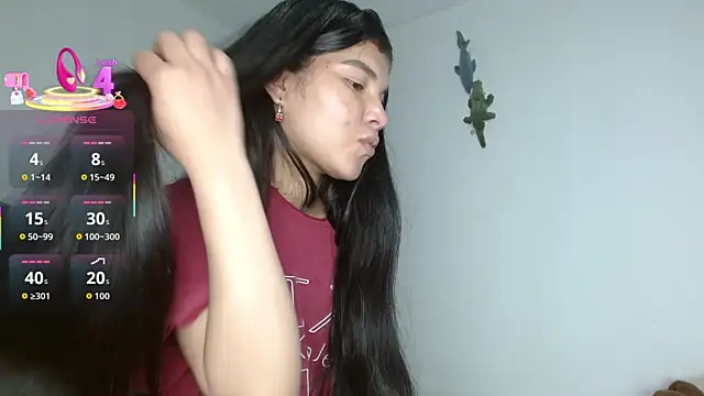 Snapshot of SophiaMeyerst chatting on September 10, 3:12 pm SophiaMeyerst online show from September 10, 3:12 pm