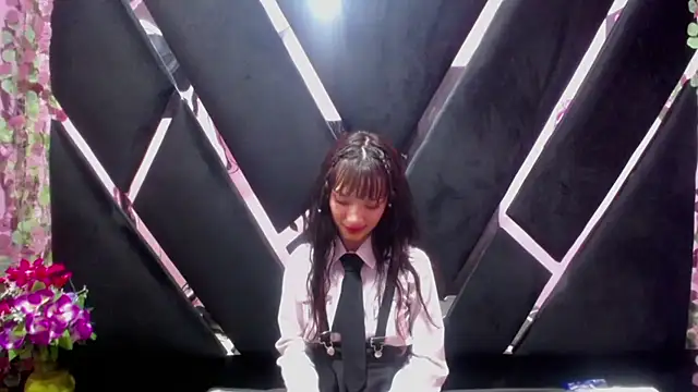 Aurora 18 online show from March 6, 12:21 am