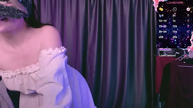 Molly Sunshine online show from March 26, 8:36 pm