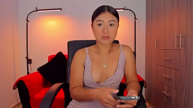 cloy baby   online show from December 3, 10:35 am