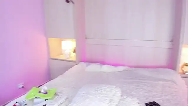 valerymeyerr online show from October 7, 4:09 am