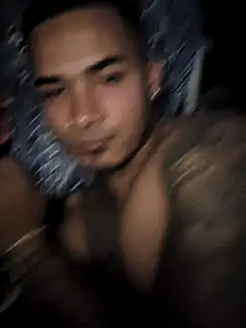 Snapshot of alejandro-martinez- chatting on May 3, 3:01 am alejandro-martinez- online show from May 3, 3:01 am