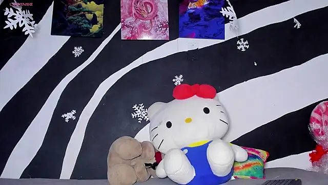 Lilith Zen online show from December 15, 9:41 pm