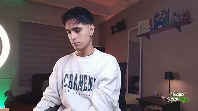 Snapshot of thiago_rockwelll chatting on March 1, 11:26 pm thiago rockwelll online show from March 1, 11:26 pm