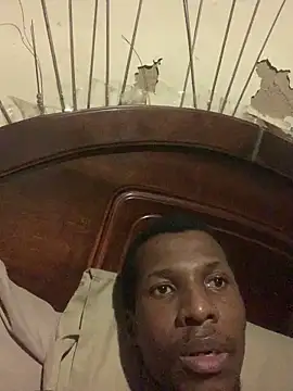 DManL online show from April 27, 9:57 pm