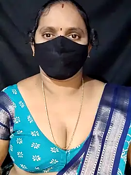 Snapshot of vintage-vibs chatting on January 31, 4:47 am vintage-vibs online show from January 31, 4:47 am