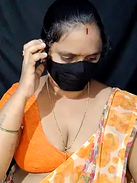 Snapshot of vintage-vibs chatting on February 6, 8:23 pm vintage-vibs online show from February 6, 8:23 pm