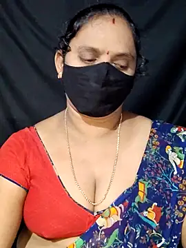 Snapshot of vintage-vibs chatting on February 12, 5:58 pm vintage-vibs online show from February 12, 5:58 pm