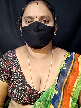 Snapshot of vintage-vibs chatting on February 21, 5:53 pm vintage-vibs online show from February 21, 5:53 pm