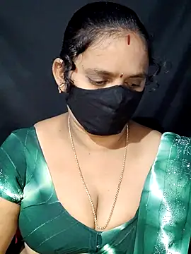 Snapshot of vintage-vibs chatting on February 23, 6:01 pm vintage-vibs online show from February 23, 6:01 pm