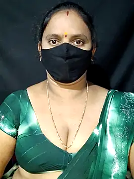 Snapshot of vintage-vibs chatting on March 2, 4:39 am vintage-vibs online show from March 2, 4:39 am