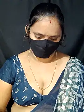 Snapshot of vintage-vibs chatting on March 8, 5:17 am vintage-vibs online show from March 8, 5:17 am