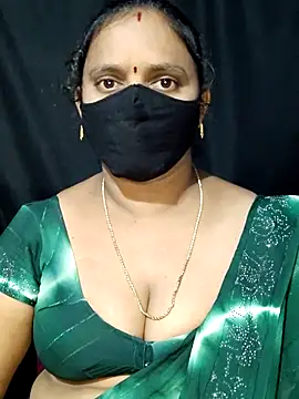 Snapshot of vintage-vibs chatting on March 22, 5:41 pm vintage-vibs online show from March 22, 5:41 pm