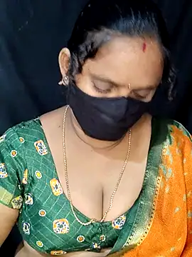 Snapshot of vintage-vibs chatting on September 24, 5:44 am vintage-vibs online show from September 24, 5:44 am