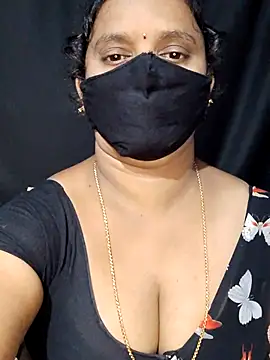 Snapshot of vintage-vibs chatting on October 3, 4:53 am vintage-vibs online show from October 3, 4:53 am