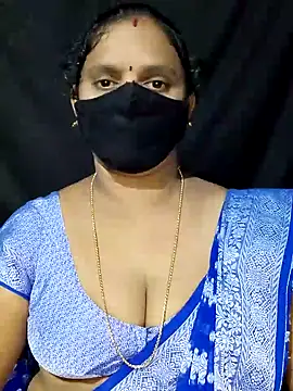 Snapshot of vintage-vibs chatting on October 8, 5:43 pm vintage-vibs online show from October 8, 5:43 pm