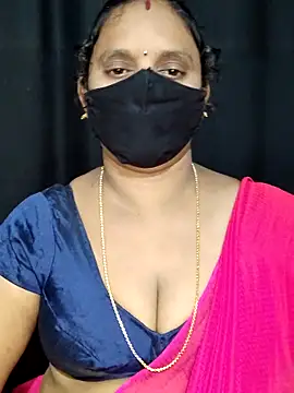 Snapshot of vintage-vibs chatting on October 11, 5:44 pm vintage-vibs online show from October 11, 5:44 pm