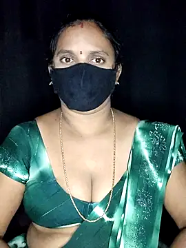 Snapshot of vintage-vibs chatting on October 18, 5:46 pm vintage-vibs online show from October 18, 5:46 pm