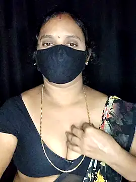 Snapshot of vintage-vibs chatting on October 20, 5:46 pm vintage-vibs online show from October 20, 5:46 pm