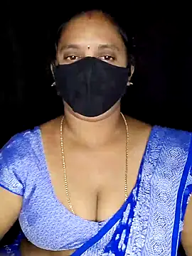 Snapshot of vintage-vibs chatting on November 17, 6:14 pm vintage-vibs online show from November 17, 6:14 pm