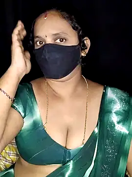 Snapshot of vintage-vibs chatting on December 15, 6:12 pm vintage-vibs online show from December 15, 6:12 pm