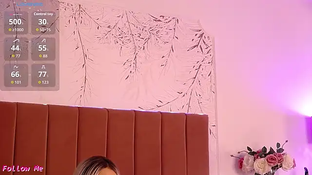 Snapshot of PinkySparks chatting on January 12, 7:41 pm PinkySparks online show from January 12, 7:41 pm