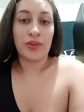 dulccemaria24 online show from February 18, 3:21 am